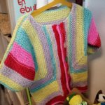 20211025 - Gilet au tricot pour bébé 2